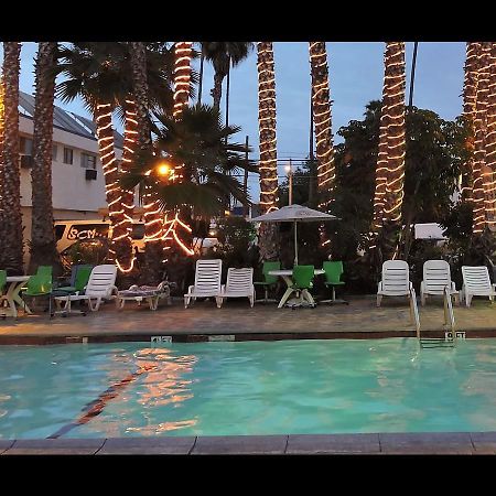 אינגלווד Crown Airport Hotel מראה חיצוני תמונה